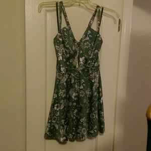 Bebe green floral dress